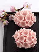 大丸東京店に「桜の花」をモチーフにした限定商品
