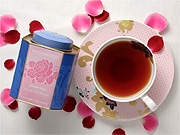 ウェッジウッドが2007年春の紅茶−バラの花びら入り