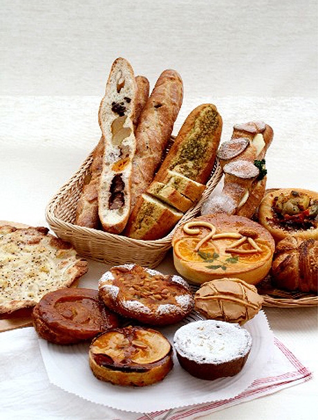 フランス各地をイメージした地方色豊かなパンを販売−ドンク