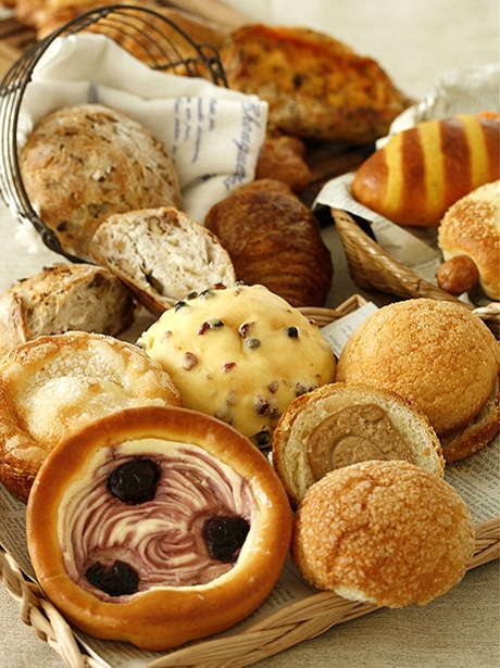 ドンクが「誕生祭」−フランスパン日本発売45年記念で限定パン続々
