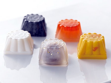「円果天」の期間限定アジアンスイーツ「水晶月餅」、伊勢丹新宿店で販売