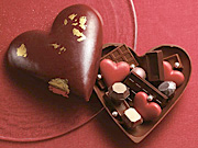 池袋東武でバレンタインフェア−「おうちでバレンタイン」向け、シェアできるハート型チョコ