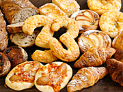 「ジョアン」33 周年誕生祭のパンフェスタ−限定パン、記念バッグなど
