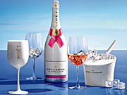 銀座三越「GINZAスパークリングスタイル」−氷入り「ロゼ シャンパン」も