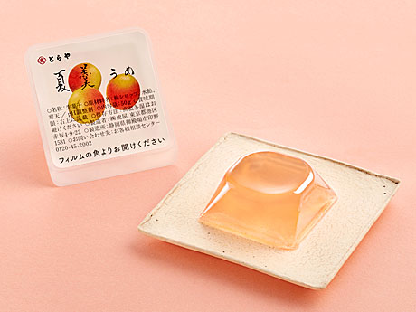 希少な梅「露茜」を使った夏季限定の涼菓＆かき氷、「とらや」が限定販売