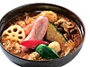 北海道産チキンの手作りソーセージと秋野菜のスープカレー